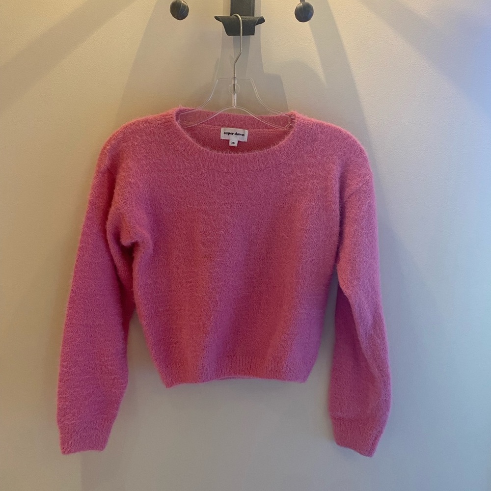 Superdown fuzzy cropped pink sweater size xs.